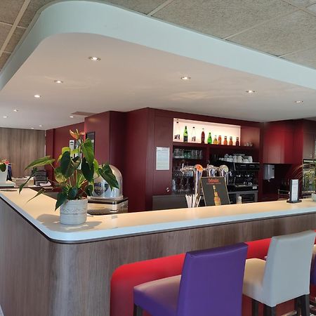 Hotel Campanile Sable-Sur-Sarthe Vion Exterior foto